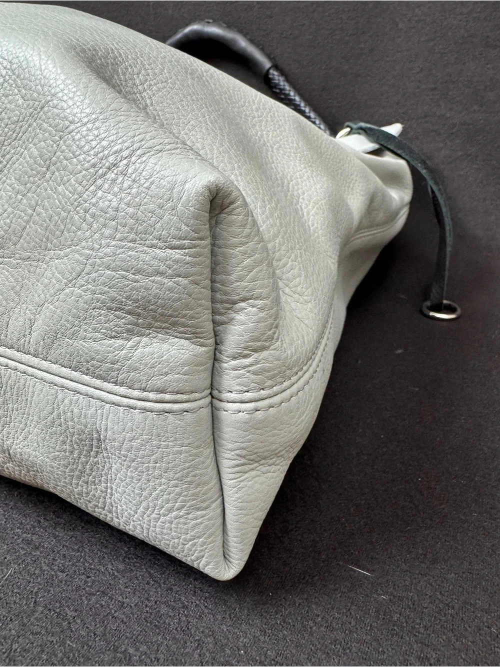 Henry lou bag leather